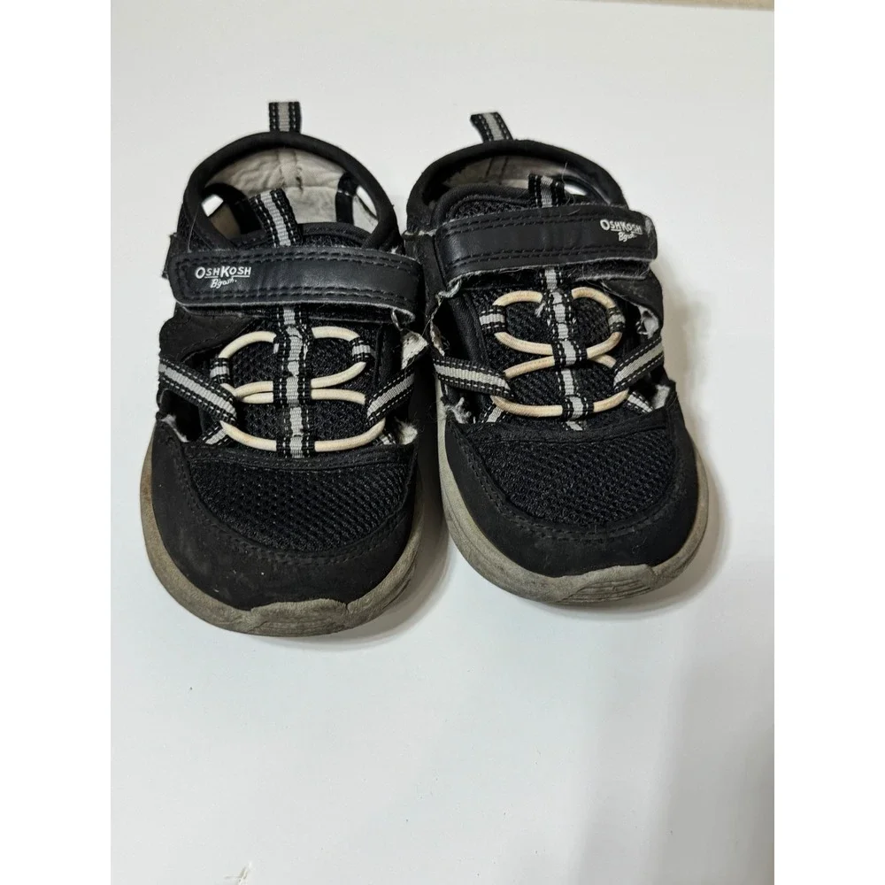 OshKosh Bgosh Boys Athletic Sandals Size 8 Black Mesh Hybrid Water Shoes Bungee